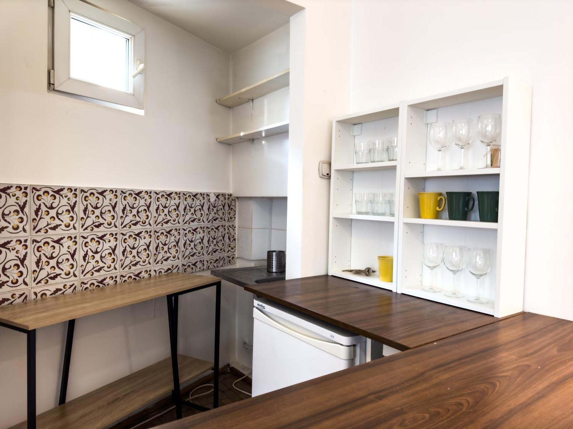 Central Retreat Apartments Bucarest Esterno foto